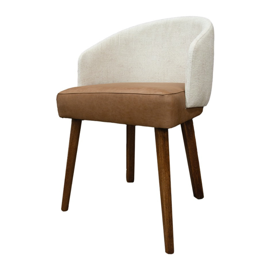 Silla Bernal I Asiento 100% Piel Genuina y Respaldo Exterior & Respaldo Interior Textil, con base de madera Haya Alemana